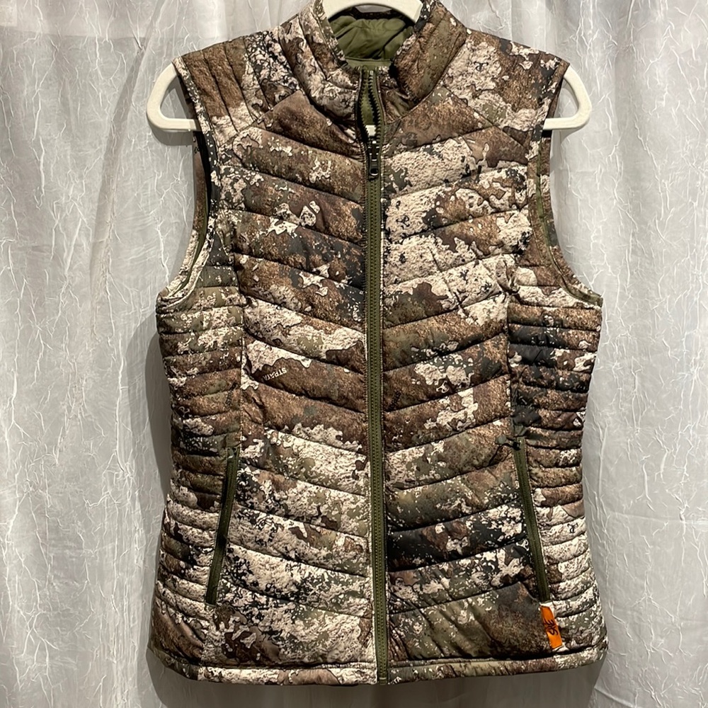 SHE Reversible Puffy Camo Vest